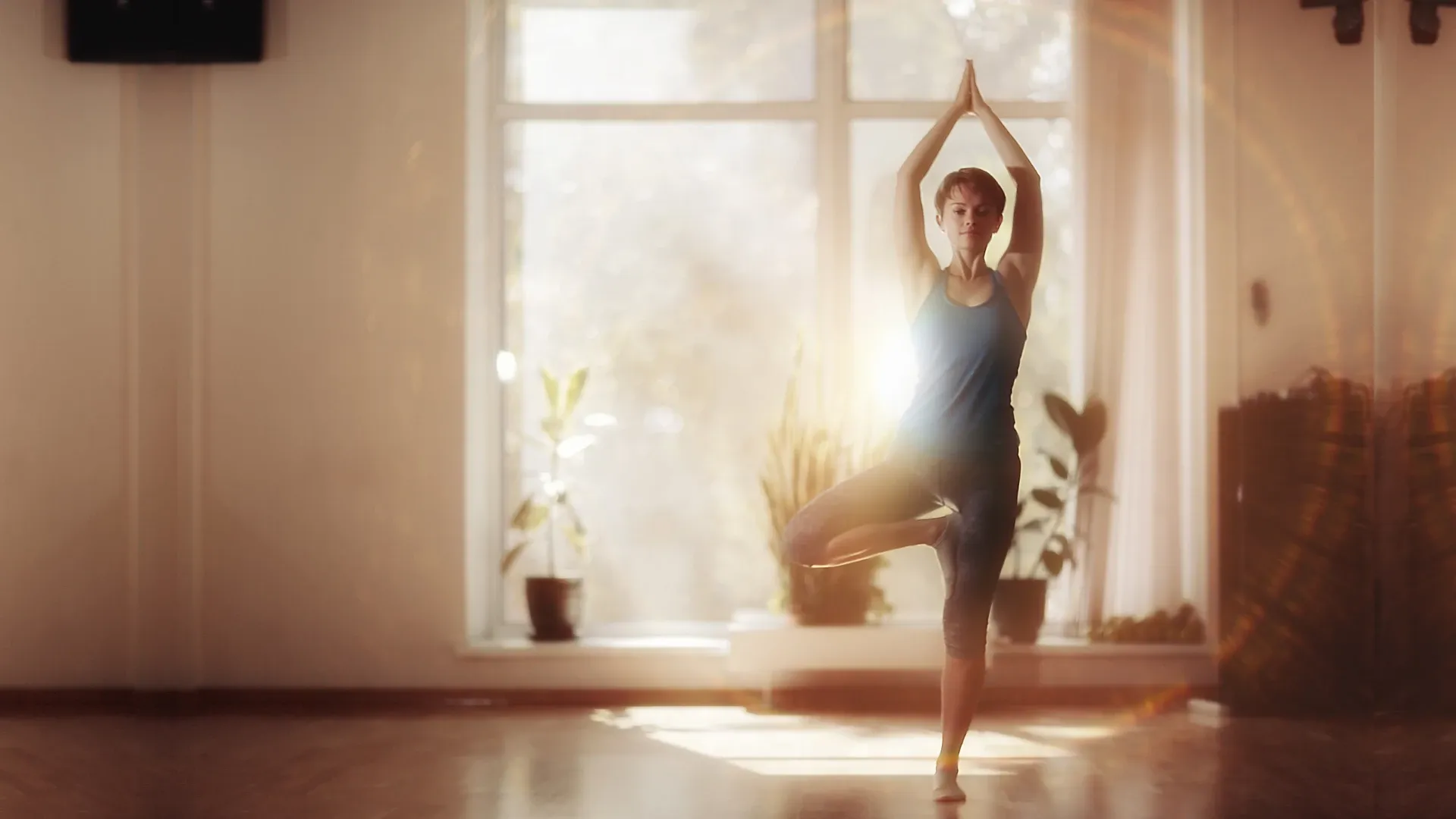 Morning sunshine and morning asanas and balance poses are fantasitc yoga healthy lifestyle habits.