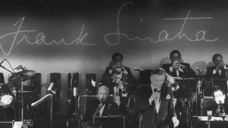 Frank Sinatra performing on stage at the Maksoud Plaza hotel in São Paulo, Brazil, during his 1981 concert series