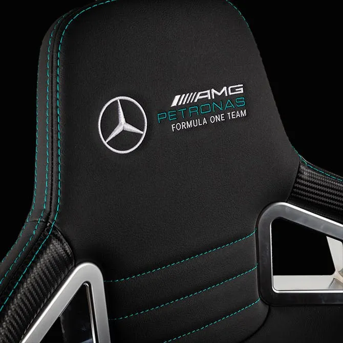 Interior construction and base of the gaming chair, highlighting its robust materials and stability.