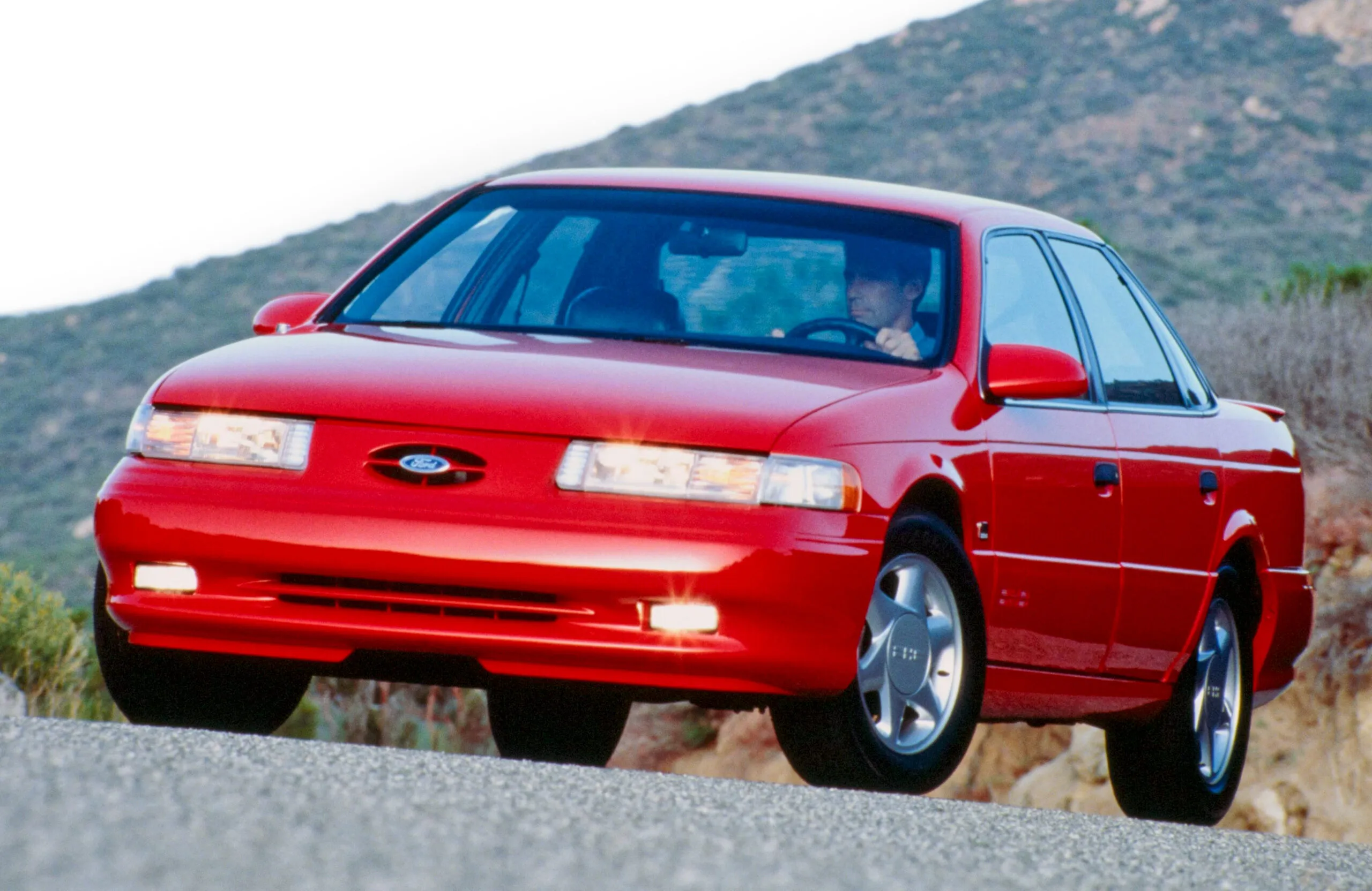 Front three-quarter view of a 1993 Ford Taurus SHO