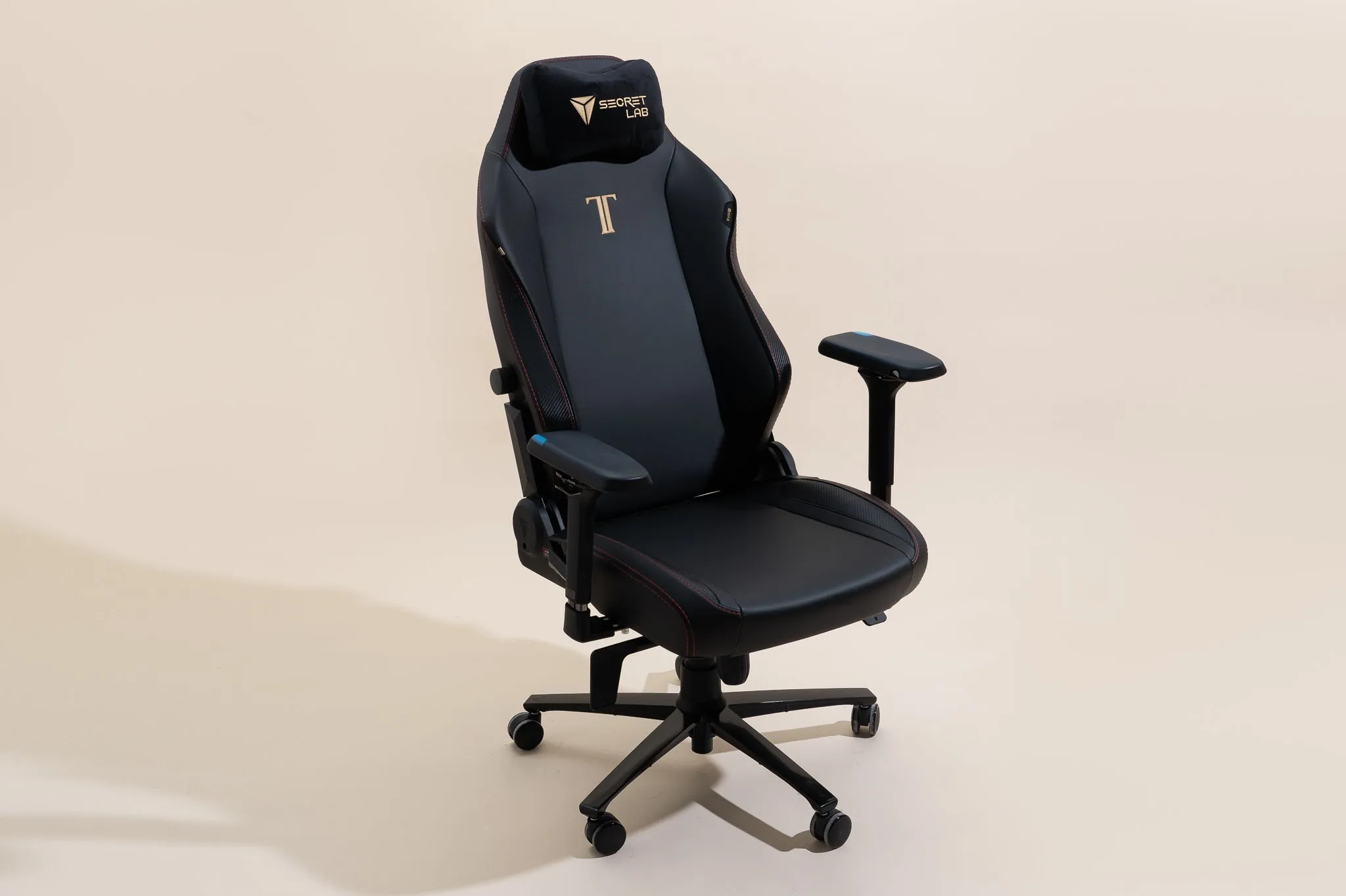 Black Secretlab Titan Evo gaming chair with magnetic head pillow and adjustable lumbar support