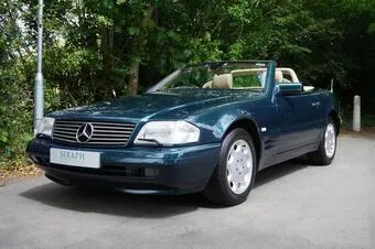 Classic Mercedes-Benz SL500 R129 convertible in silver finish