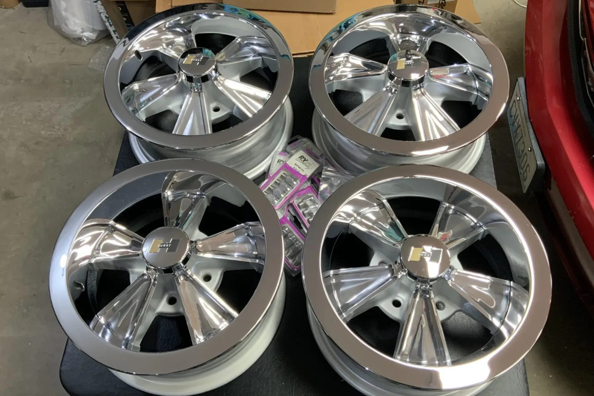 14×6″ Hurst Five-Spoke Wheels