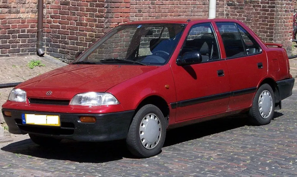 Maruti Suzuki 1000 / Esteem compact sedan