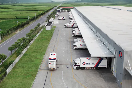 Global logistics network expansion and operational scale of BEST Inc across multiple countries