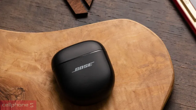 AWARE MODE feature in Bose headphones