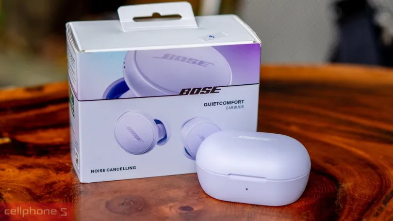 Sleek design of Bose wireless Bluetooth headphones