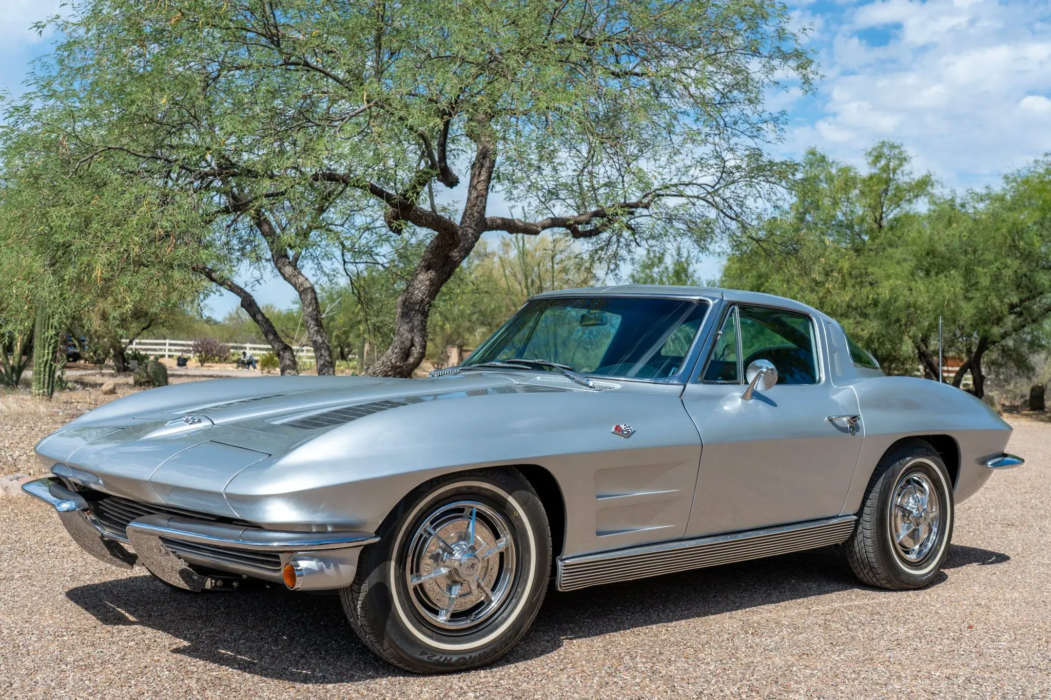 1963 Chevrolet Corvette Split-Window Coupe L76 327/340 4-Speed