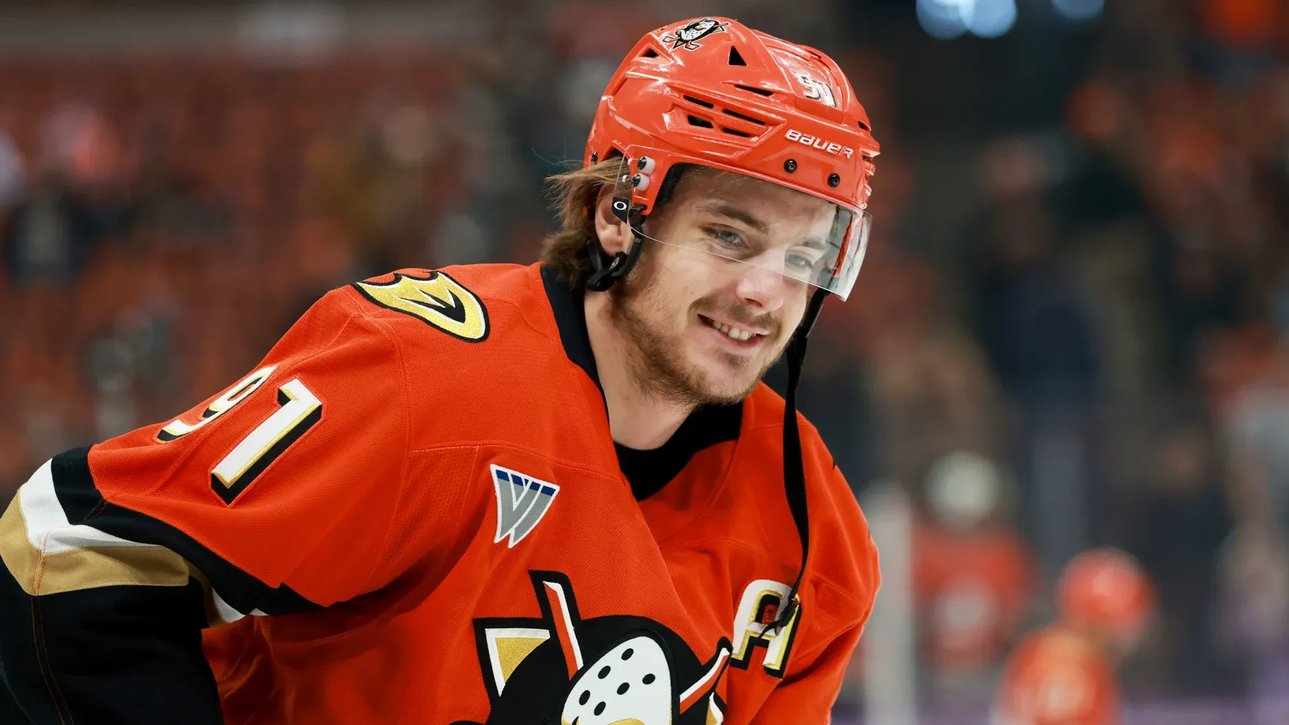 Leo Carlsson celebrates a goal in an Anaheim Ducks jersey