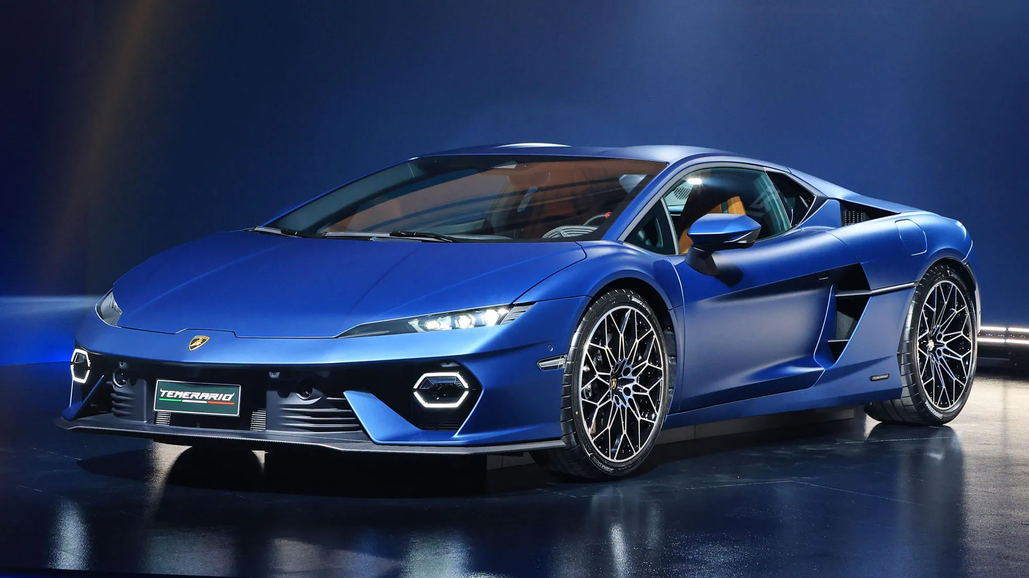 Lamborghini Temerario with a compact hybrid system and high-revving V8 concept
