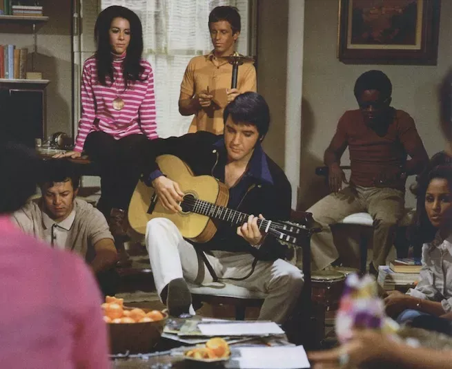 Mary Tyler Moore and Elvis Presley filming emotional clinic scenes
