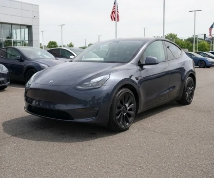 Used Fisker Ocean SUV in the current resale market with attention on discounted vehicle value and condition